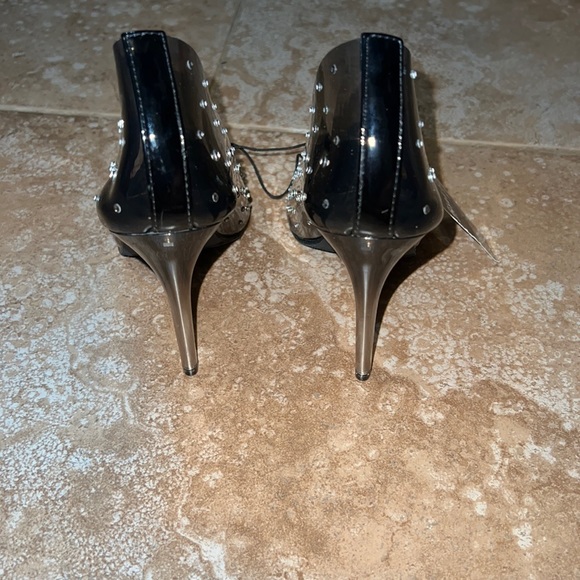 Black bedazzled heels - Picture 3 of 4